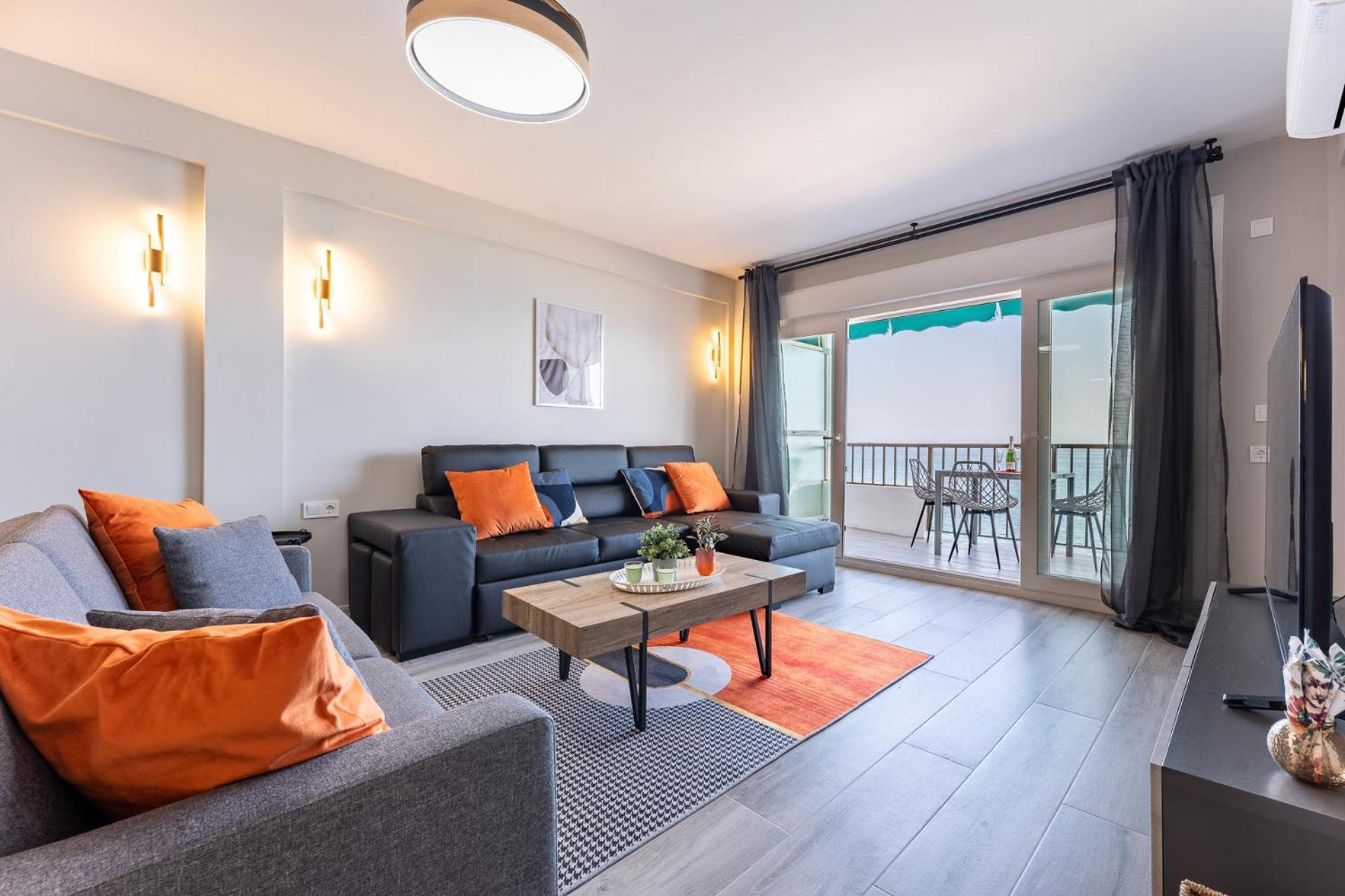 Malagasuite Golden Views Fuengirola Exterior photo